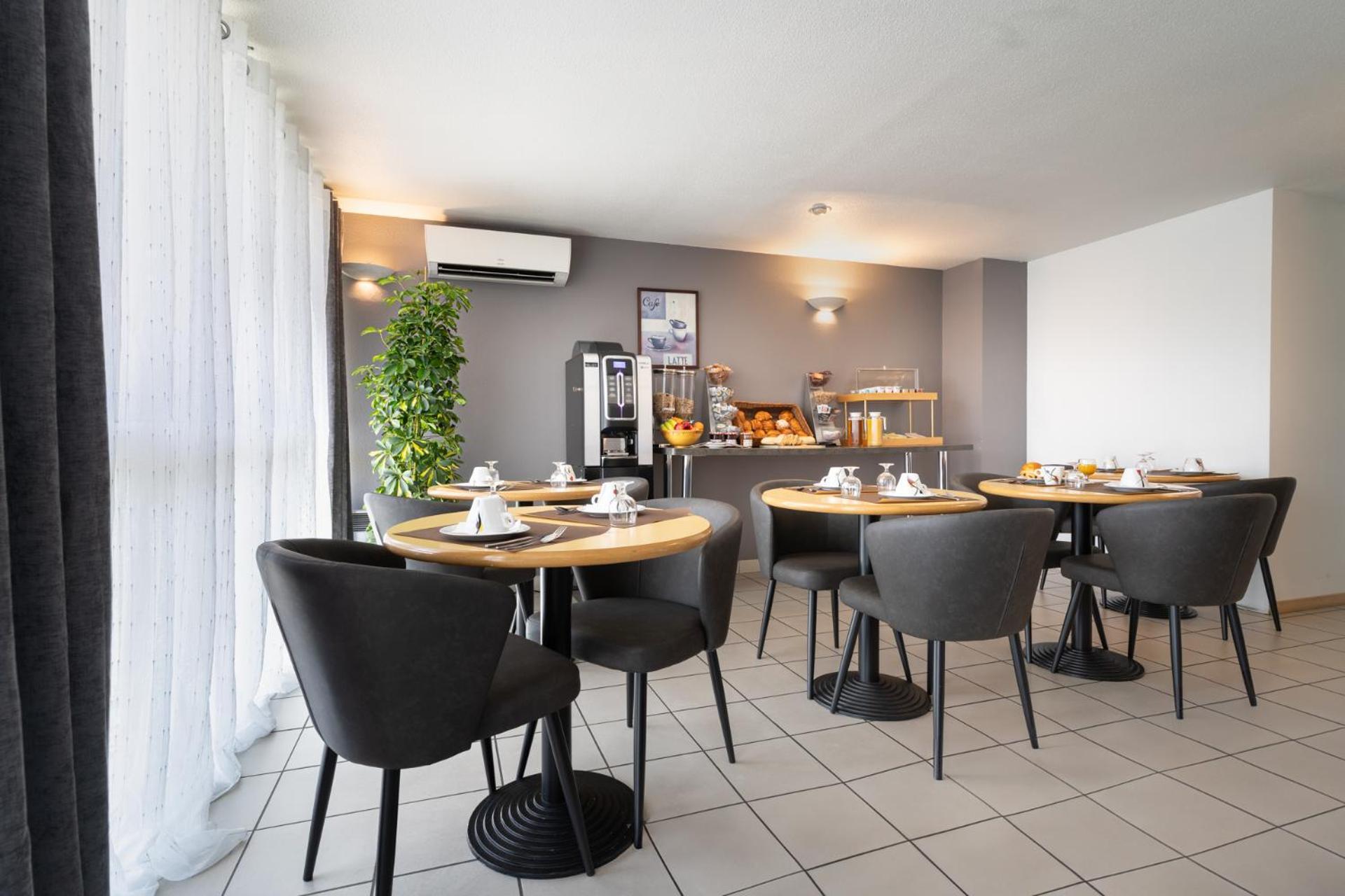 Sejours & Affaires Annecy Le Pont Neuf Aparthotel Cran-Gevrier Luaran gambar