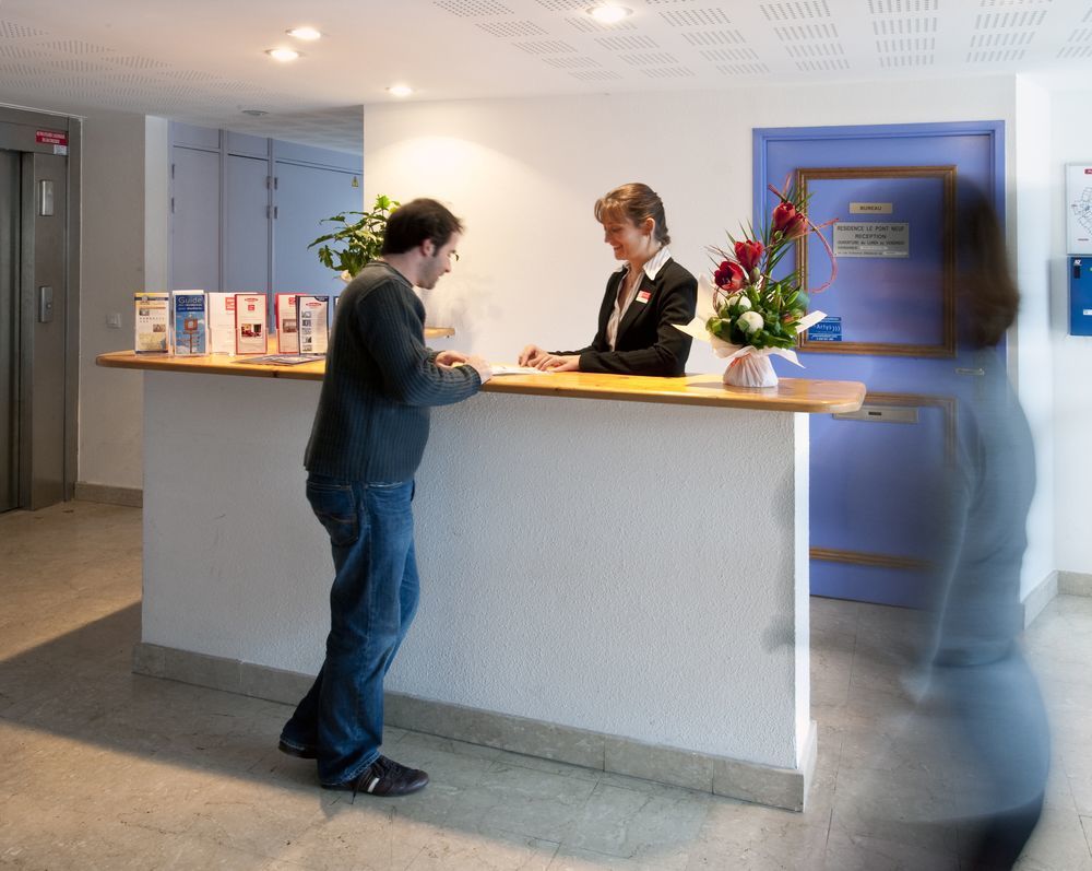 Sejours & Affaires Annecy Le Pont Neuf Aparthotel Cran-Gevrier Luaran gambar