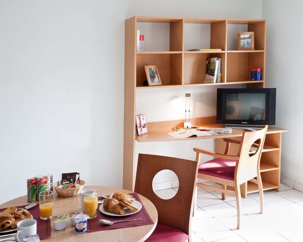 Sejours & Affaires Annecy Le Pont Neuf Aparthotel Cran-Gevrier Luaran gambar